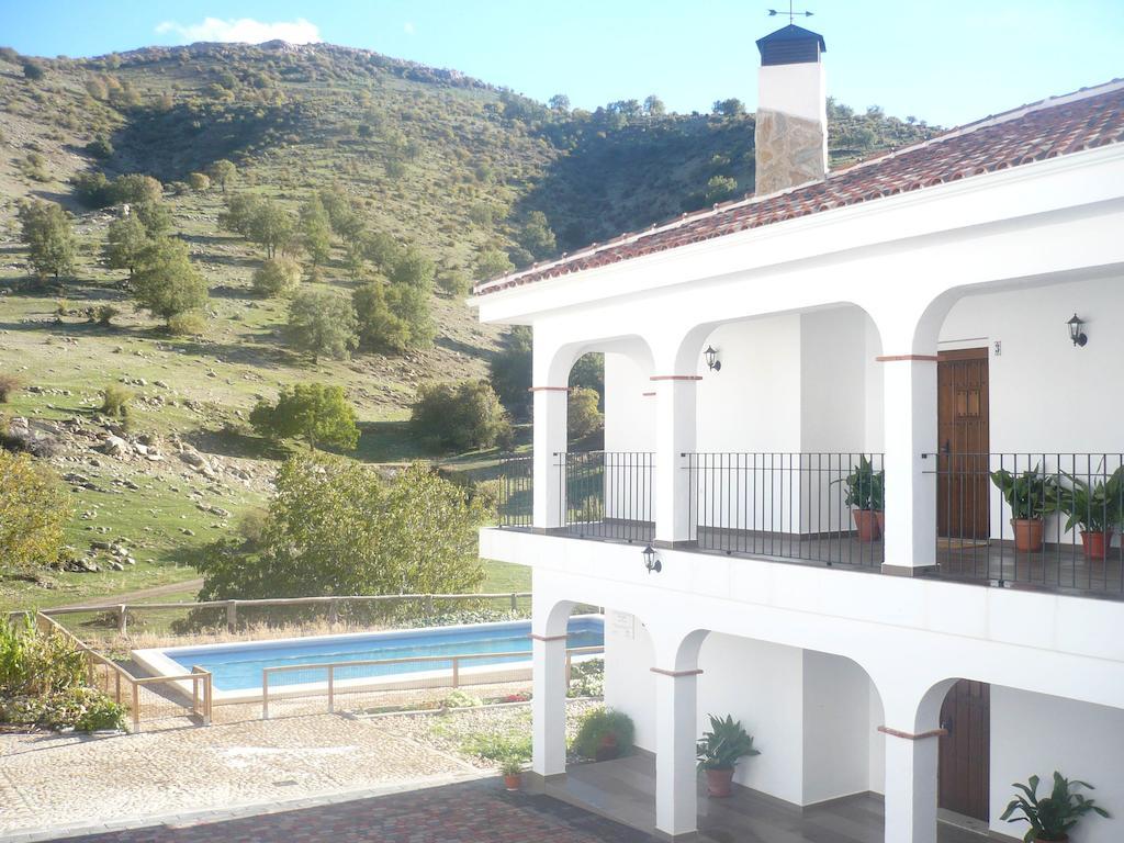 Apartamentos Turísticos Rurales Monte de las Ánimas Valdepenas de Jaen Exterior foto